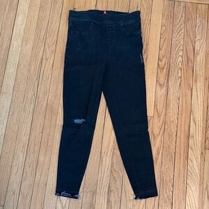 spanx dark gray/black wash skinny pull on jeans, M